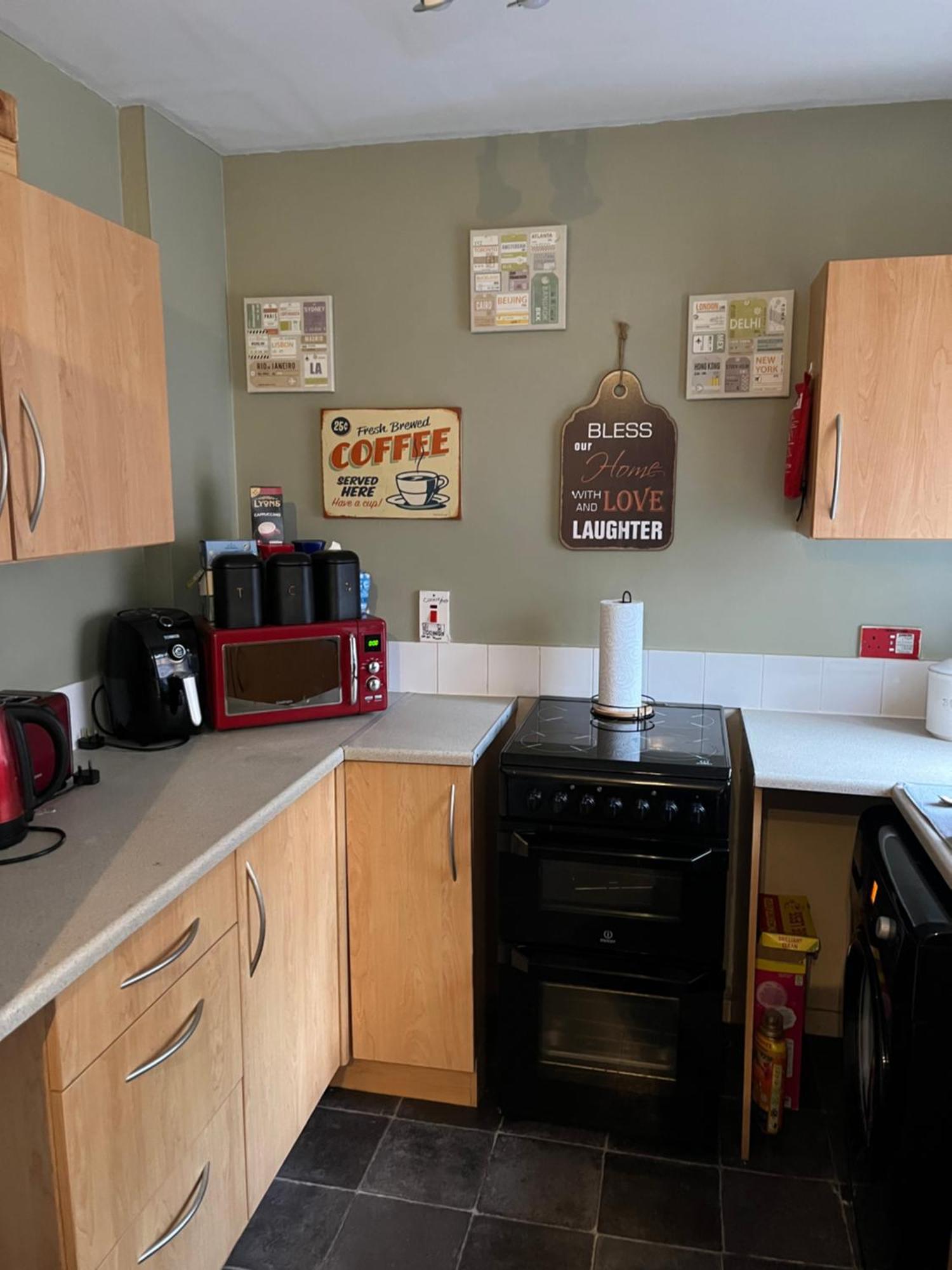 11 Parkmore Street, Ormeau Road, Belfast, Bt7 2Gt, 2 Bedroom House Eksteriør bilde